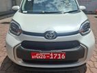 Toyota Sienta 2025